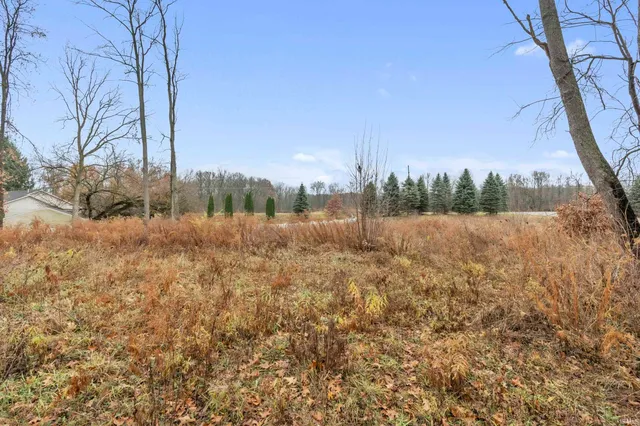 $86,900 | 0 South 110 East, Wolcottville, IN 46795