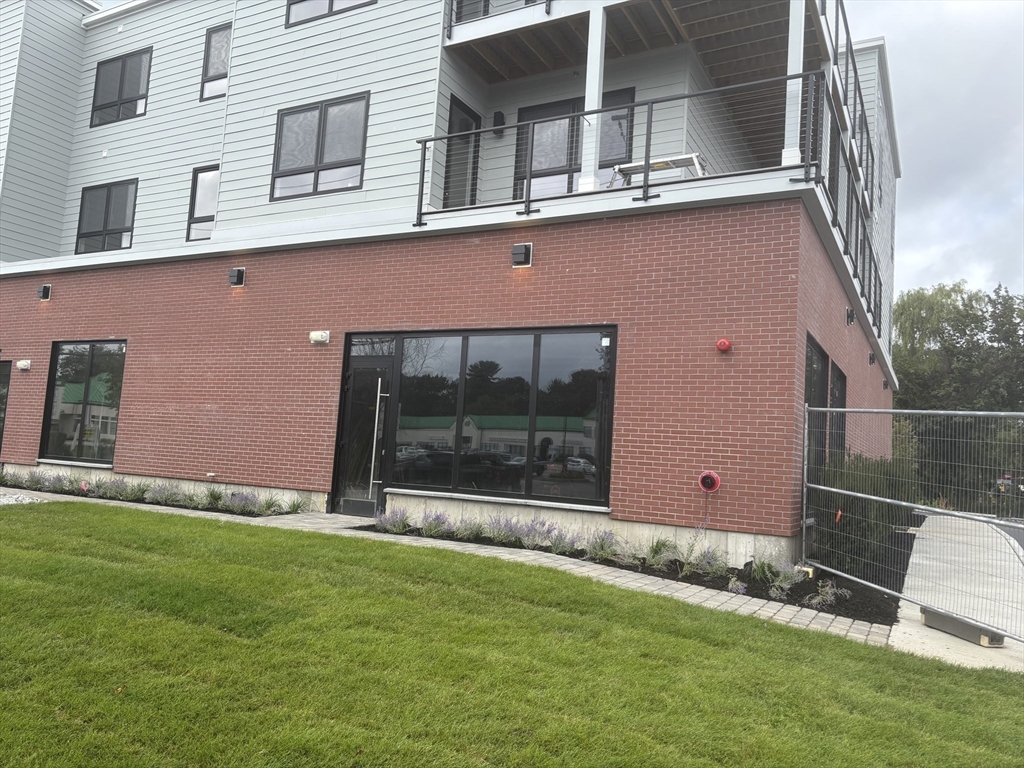 1391 Main Street, Unit 304 Walpole, MA 02081 - Photo 31 of 32