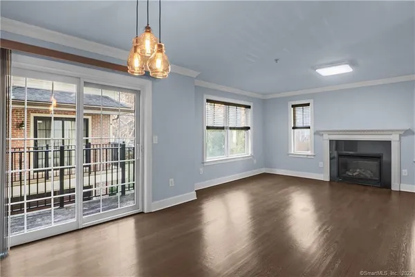 $4,300 | 109 Forest Street, Unit 10, Stamford, CT 06901