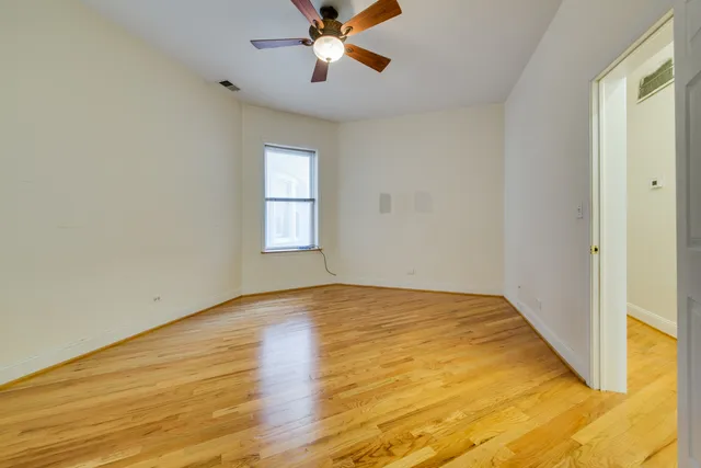 $2,500 | 5207 South Blackstone Avenue, Unit 1N, Chicago, IL 60615