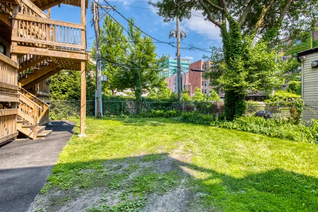 $2,500 | 5207 South Blackstone Avenue, Unit 1N, Chicago, IL 60615