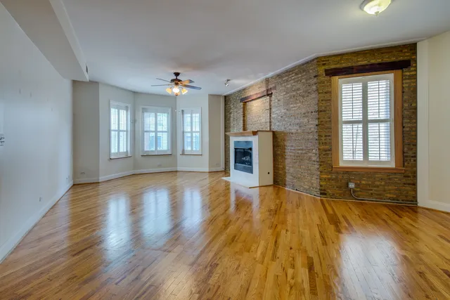 $2,500 | 5207 South Blackstone Avenue, Unit 1N, Chicago, IL 60615