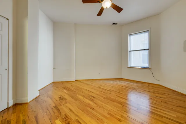 $2,500 | 5207 South Blackstone Avenue, Unit 1N, Chicago, IL 60615