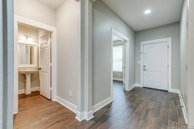 $2,275 | 27330 Lasso Bend, San Antonio, TX 78260