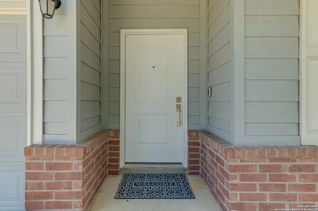 $2,275 | 27330 Lasso Bend, San Antonio, TX 78260