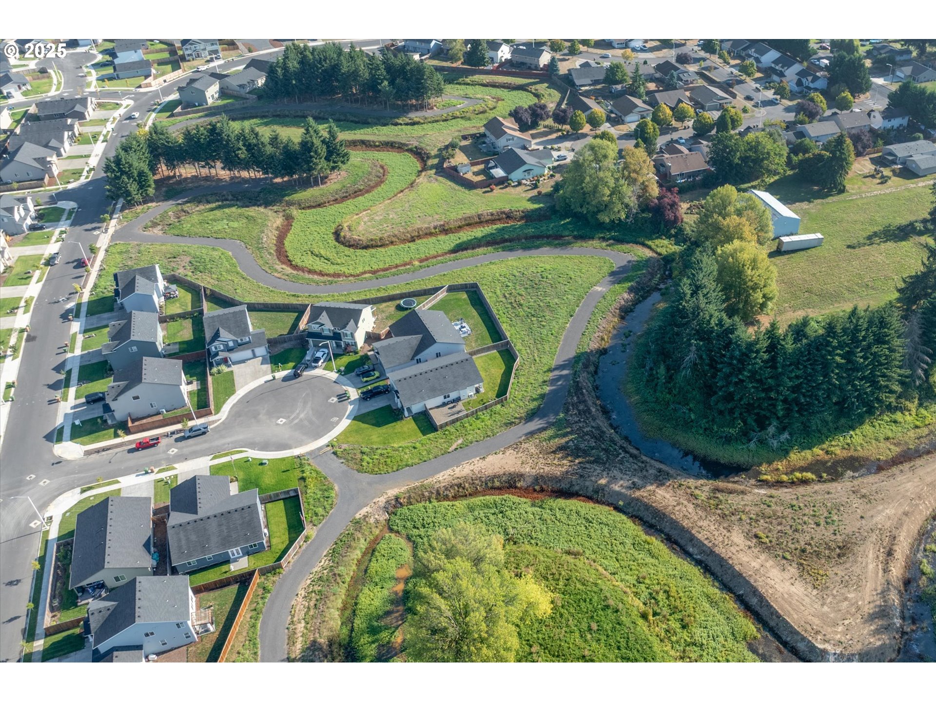 1906 Melody Way Longview, WA 98632 - Photo 35 of 39 an aerial view of residential house with outdoor space and lake view