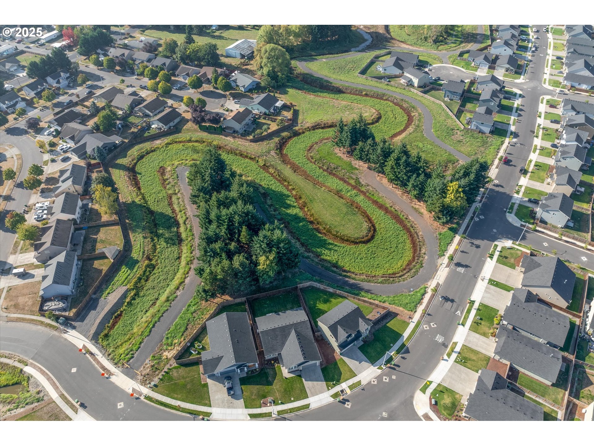 1906 Melody Way Longview, WA 98632 - Photo 39 of 39 an aerial view of a swimming pool