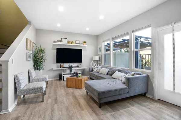 $689,000 | 6363 Avenida De Las Vistas, Unit 4, San Diego, CA 92154