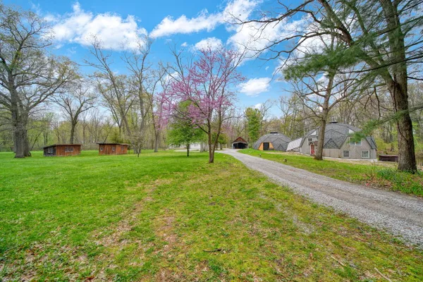$699,900 | 5576 South M 52, Stockbridge, MI 49285