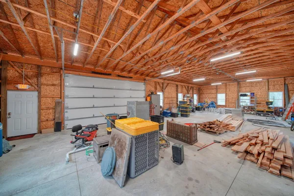 $699,900 | 5576 South M 52, Stockbridge, MI 49285