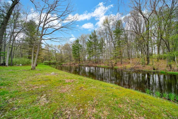 $699,900 | 5576 South M 52, Stockbridge, MI 49285