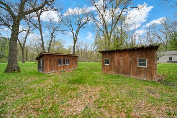 $699,900 | 5576 South M 52, Stockbridge, MI 49285