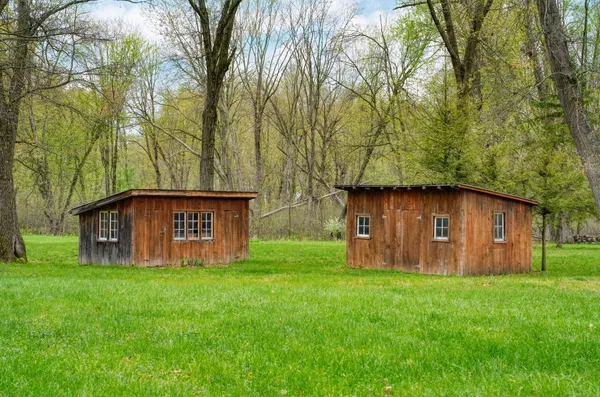 $699,900 | 5576 South M 52, Stockbridge, MI 49285