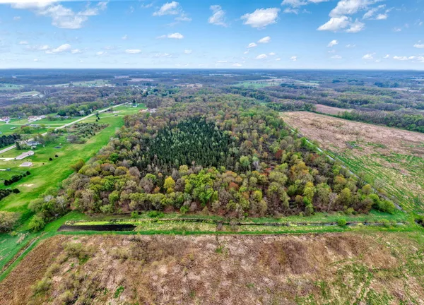 $699,900 | 5576 South M 52, Stockbridge, MI 49285