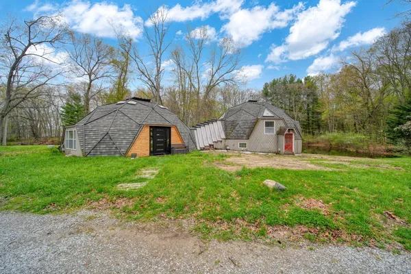$699,900 | 5576 South M 52, Stockbridge, MI 49285