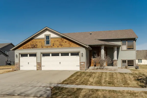 $475,000 | 2679 Flagstone Lane Northwest, Rochester, MN 55901