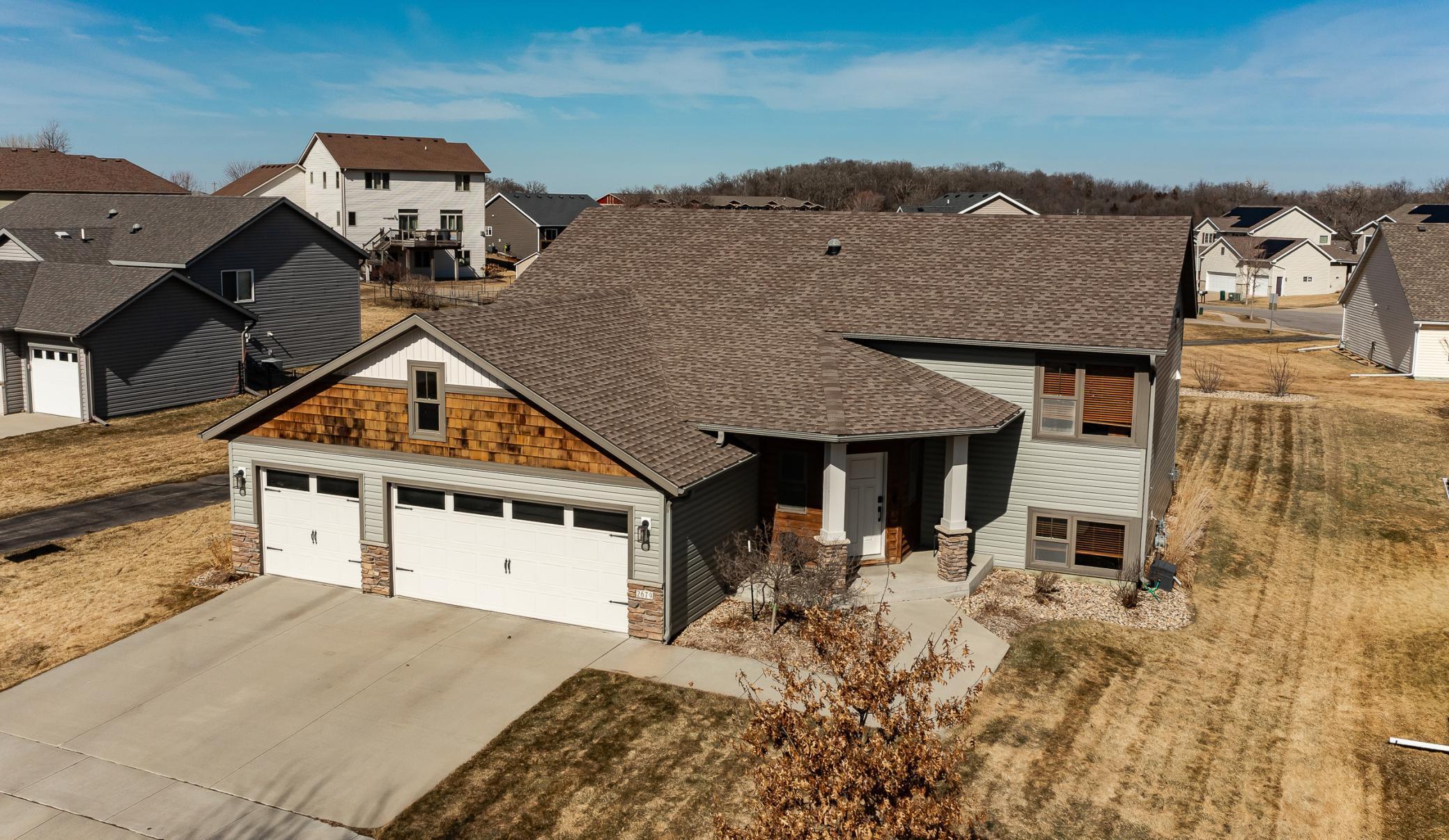 2679 Flagstone Lane Northwest Rochester, MN 55901 - Photo 2 of 44