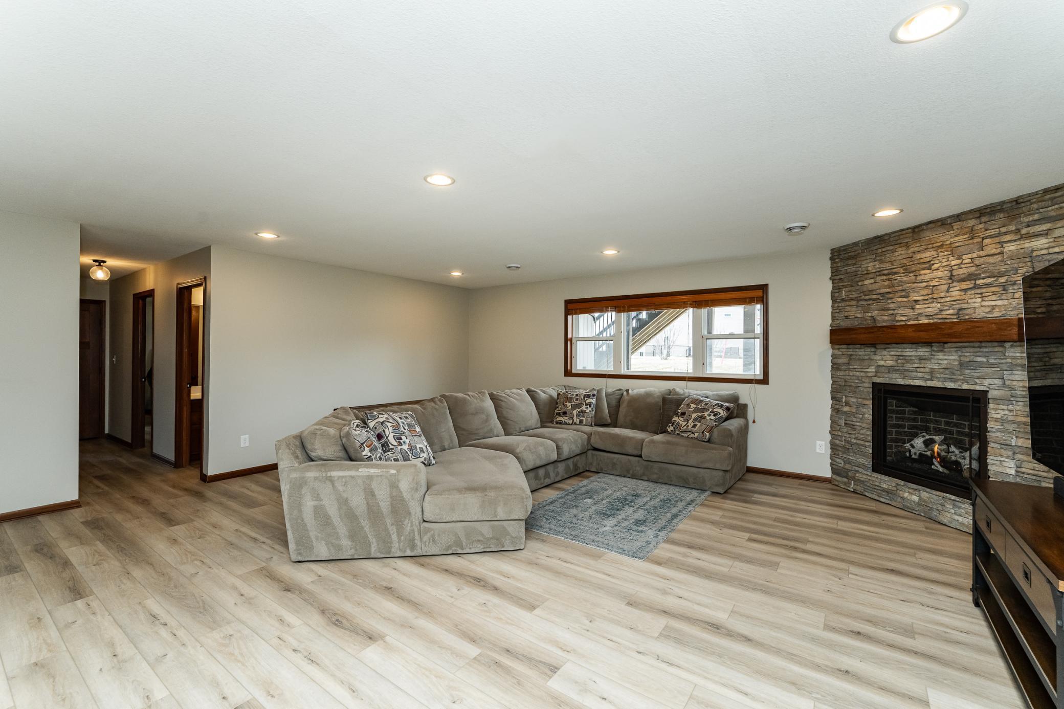 2679 Flagstone Lane Northwest Rochester, MN 55901 - Photo 22 of 44