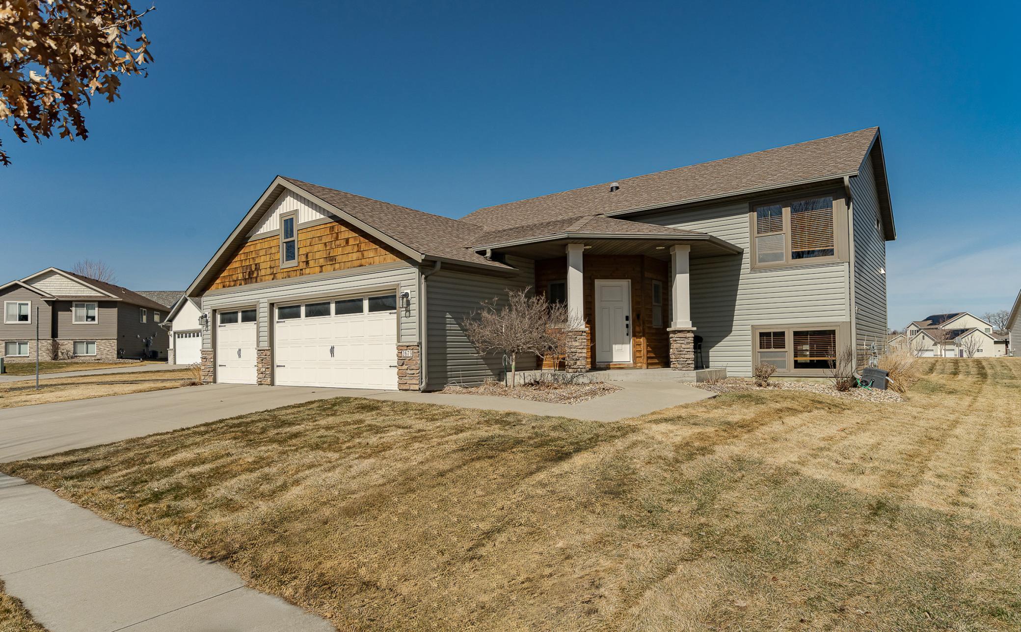 2679 Flagstone Lane Northwest Rochester, MN 55901 - Photo 3 of 44