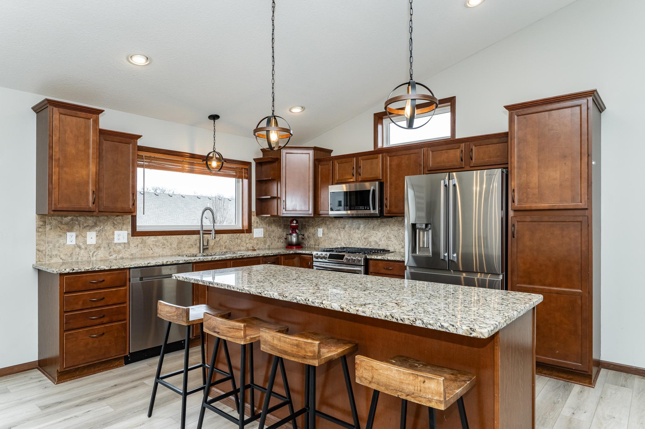 2679 Flagstone Lane Northwest Rochester, MN 55901 - Photo 5 of 44