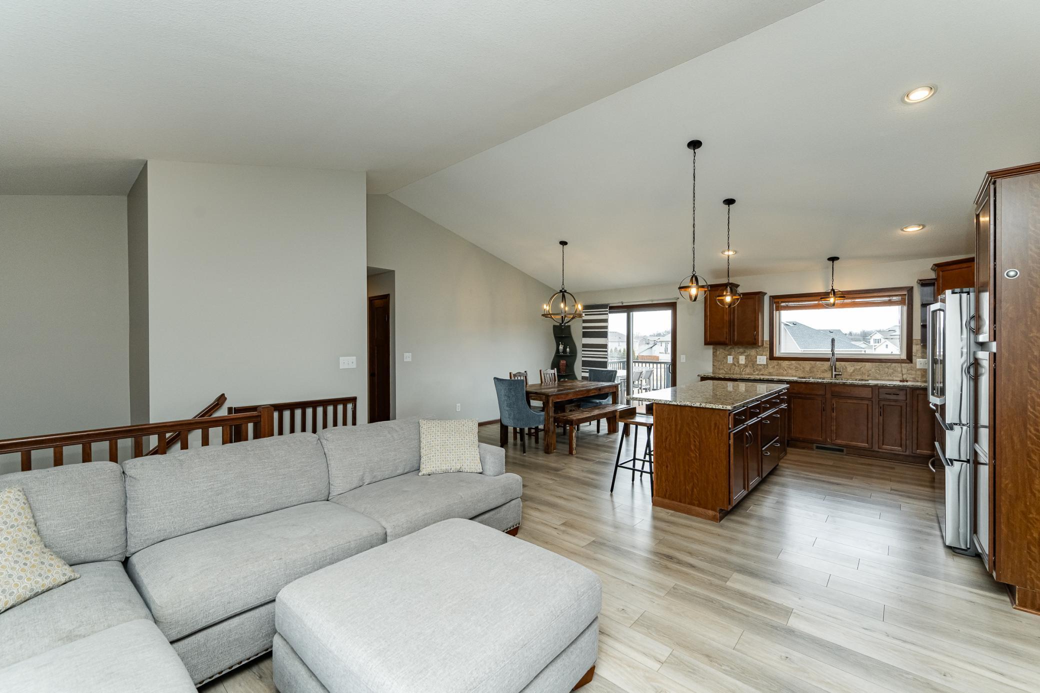 2679 Flagstone Lane Northwest Rochester, MN 55901 - Photo 10 of 44