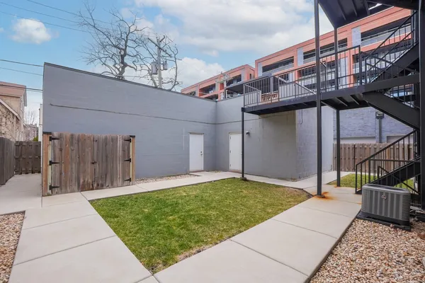 $3,750 | 1621 North Humboldt Boulevard, Unit 2S, Chicago, IL 60647