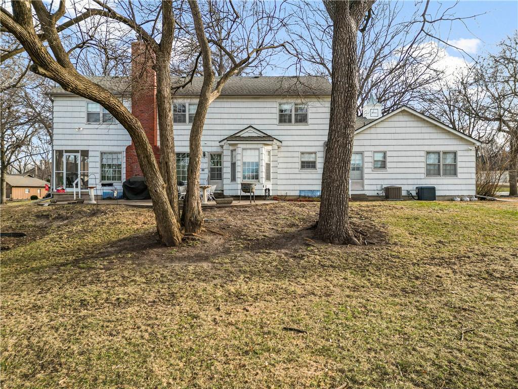 12622 Overbrook Road Leawood, KS 66209 - Photo 4 of 8