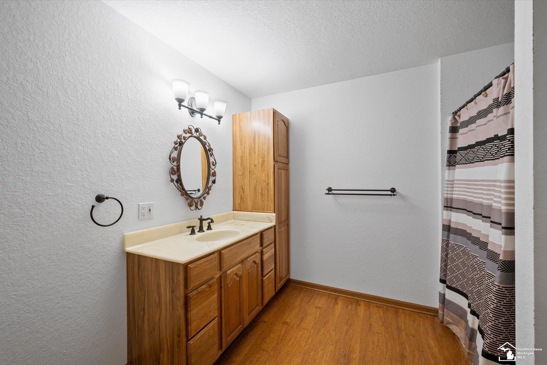 10955 Douglas Road Temperance, MI 48182 - Photo 17 of 70 Gallery Image 17
