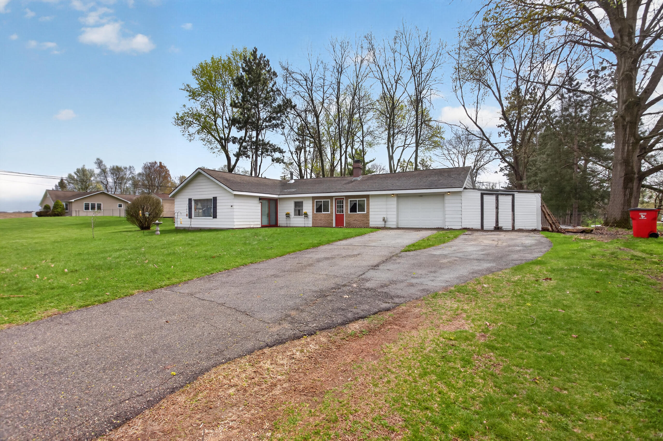 2985 Garden City Road Jackson, MI 49201 - Photo 3 of 35 023_0N0A2757