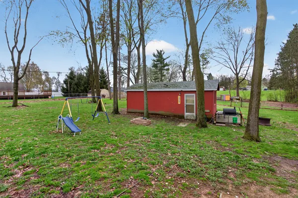 $189,900 | 2985 Garden City Road, Jackson, MI 49201