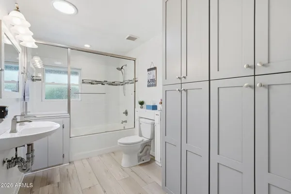 $974,999 | 8001 North 5th Avenue, Phoenix, AZ 85021