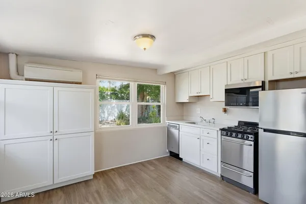 $974,999 | 8001 North 5th Avenue, Phoenix, AZ 85021