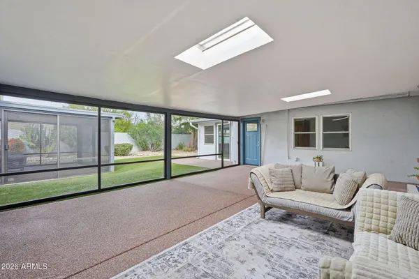 $974,999 | 8001 North 5th Avenue, Phoenix, AZ 85021