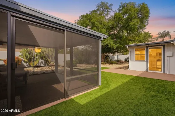 $974,999 | 8001 North 5th Avenue, Phoenix, AZ 85021