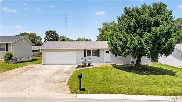 $275,000 | 3629 Chervil Drive, St. Charles, MO 63303
