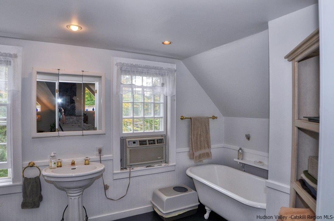 33 Macdaniel Road Woodstock, NY 12409 - Photo 30 of 35 Photo 30