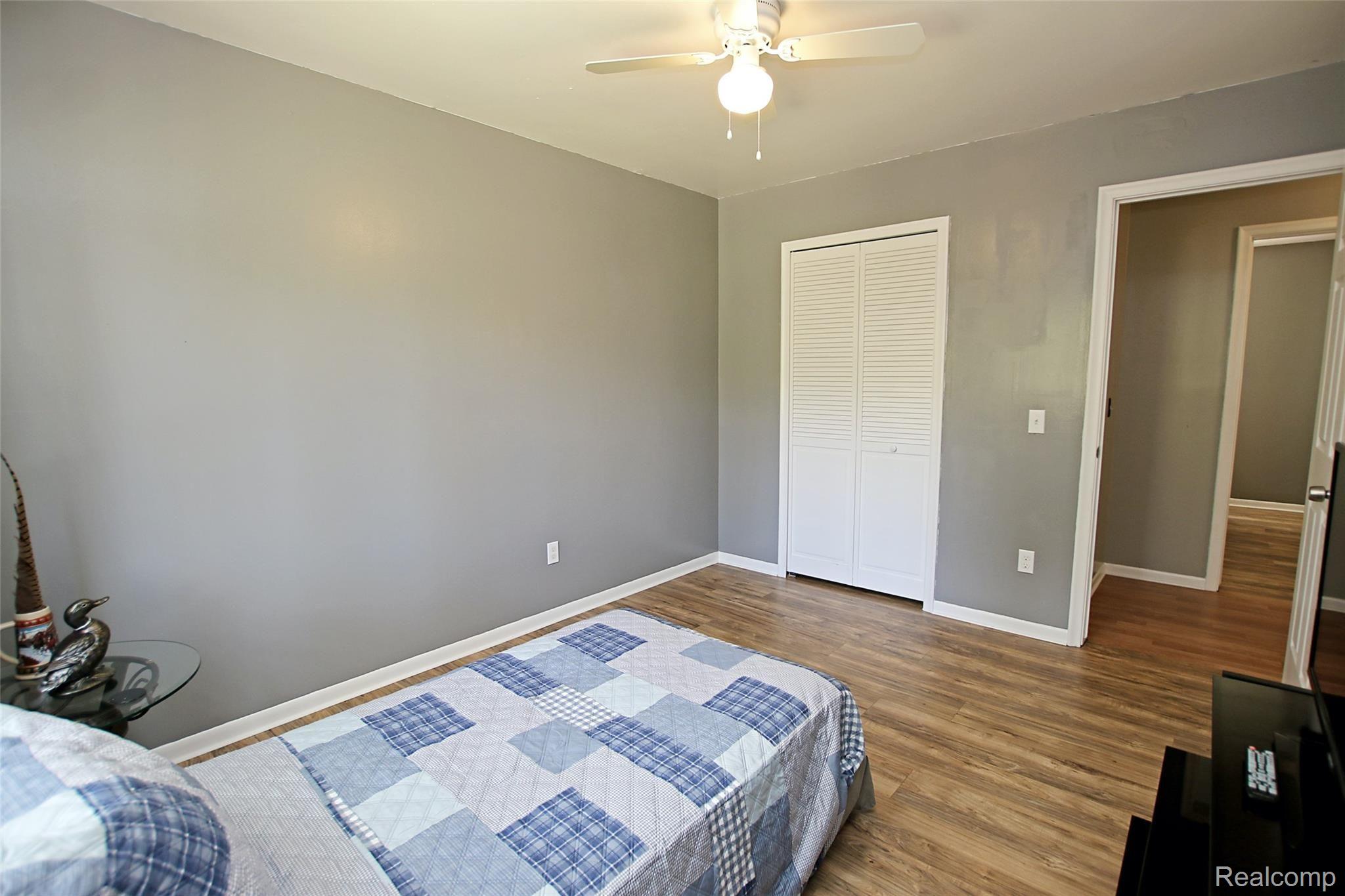 4095 Flint River Road Columbiaville, MI 48421 - Photo 29 of 84 30) Upstairs Bedroom 3.jpg