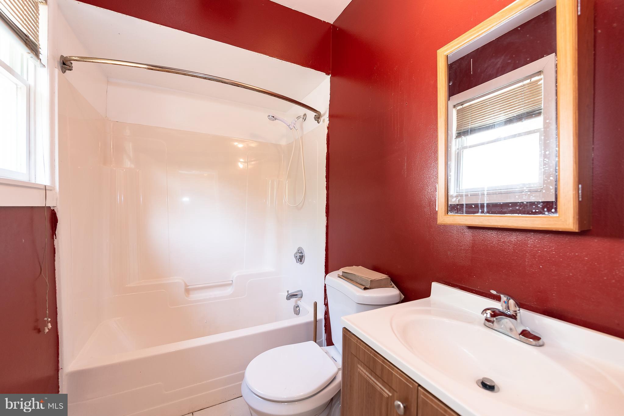 8781 Frederick Road Ellicott City, MD 21043 - Photo 18 of 21 Bath