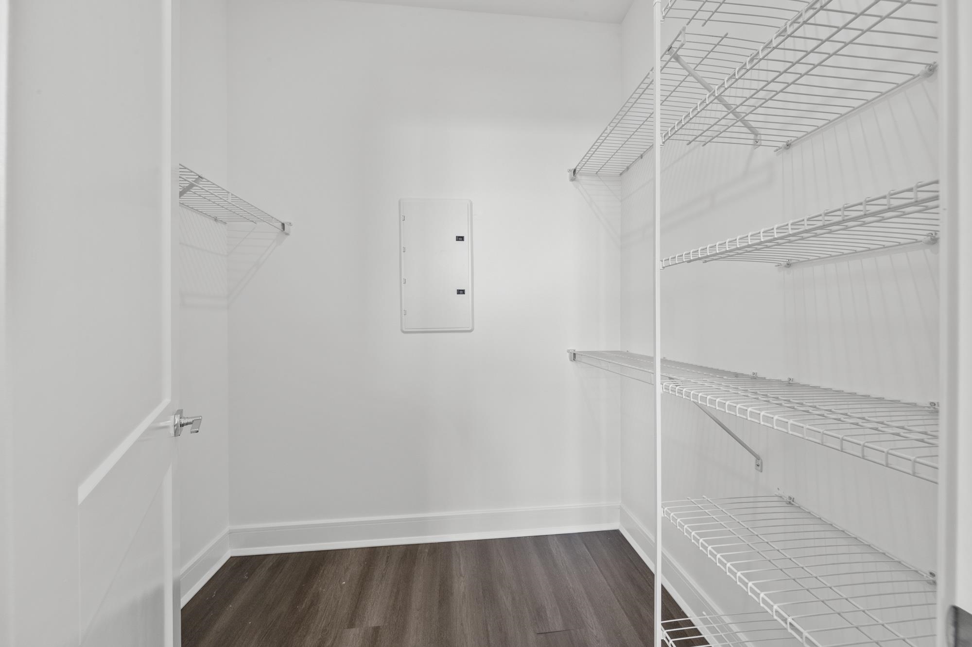 121 34th Street, Unit 604 Union City, NJ 07087 - Photo 13 of 44 a view of walk in closet