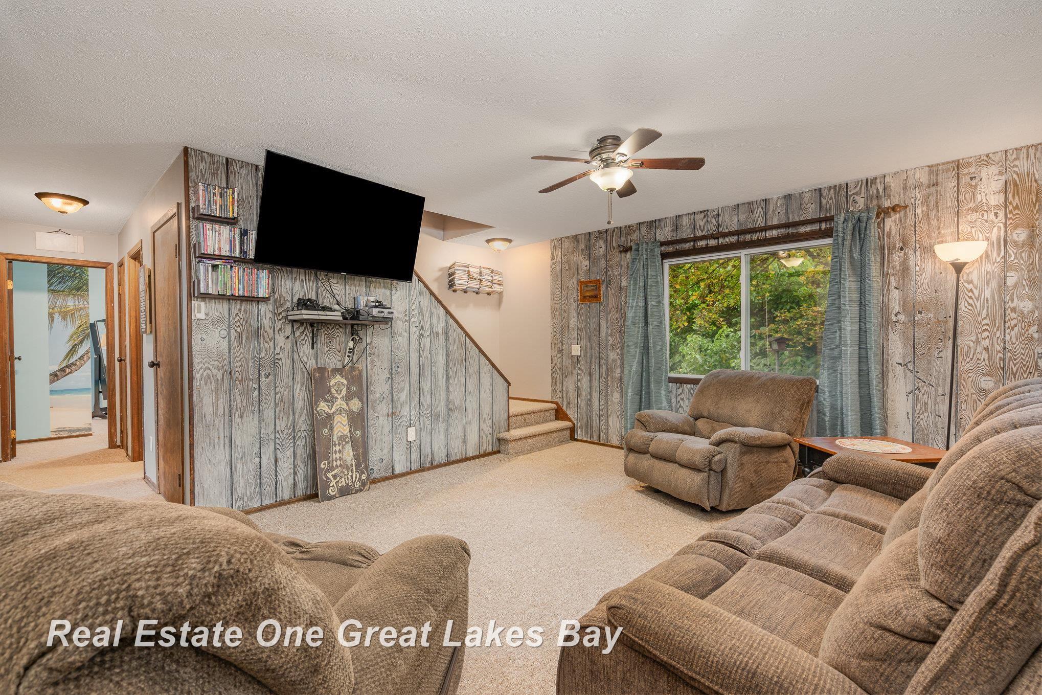 13799 Beaver Road St. Charles, MI 48655 - Photo 11 of 76