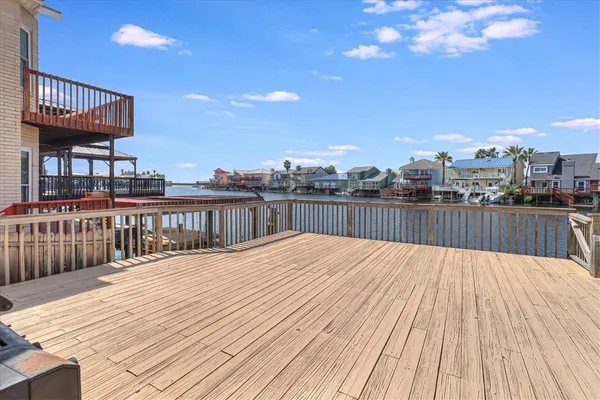 a view of balcony with city view