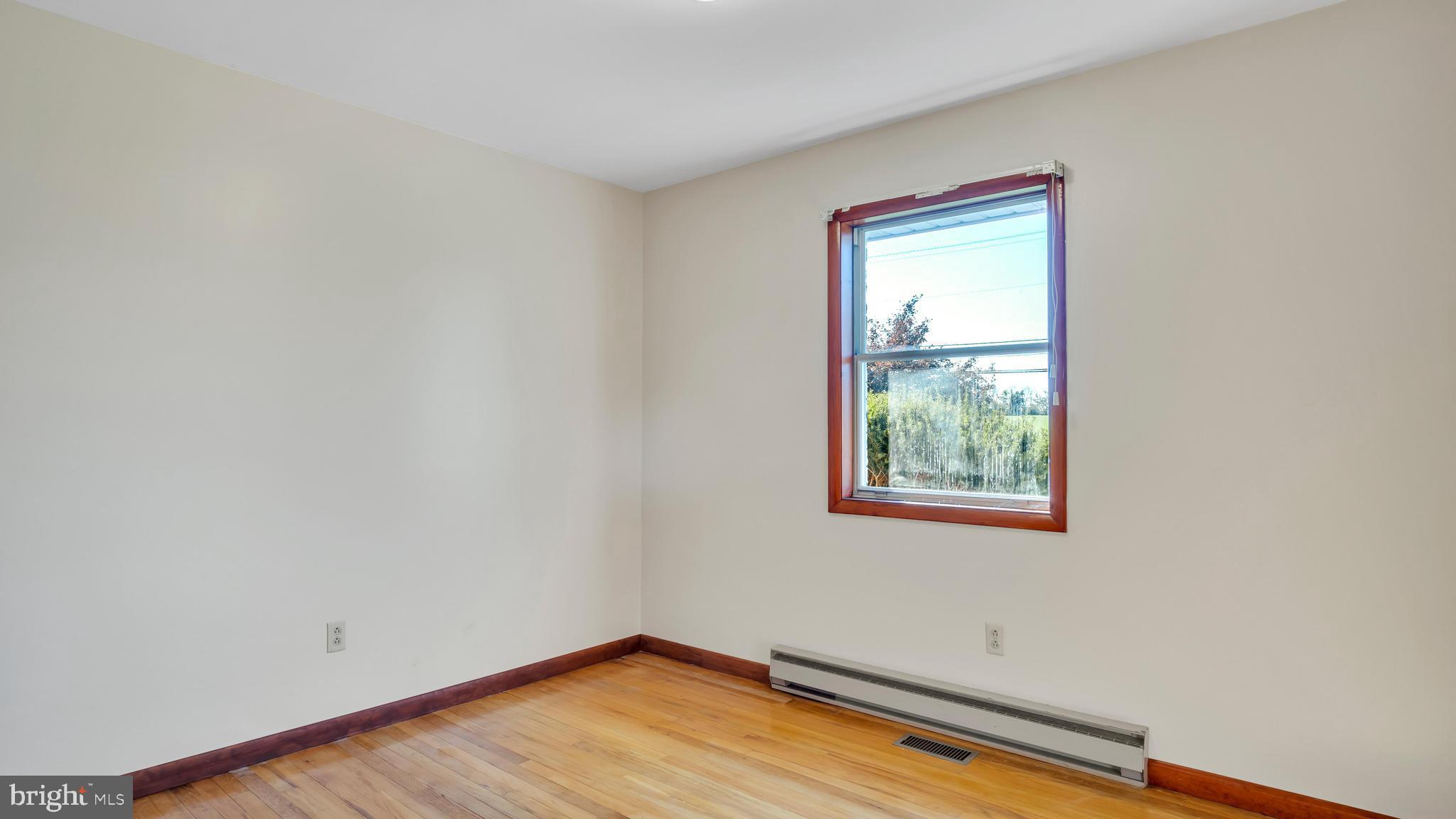 2099 Newville Road Carlisle, PA 17015 - Photo 17 of 33