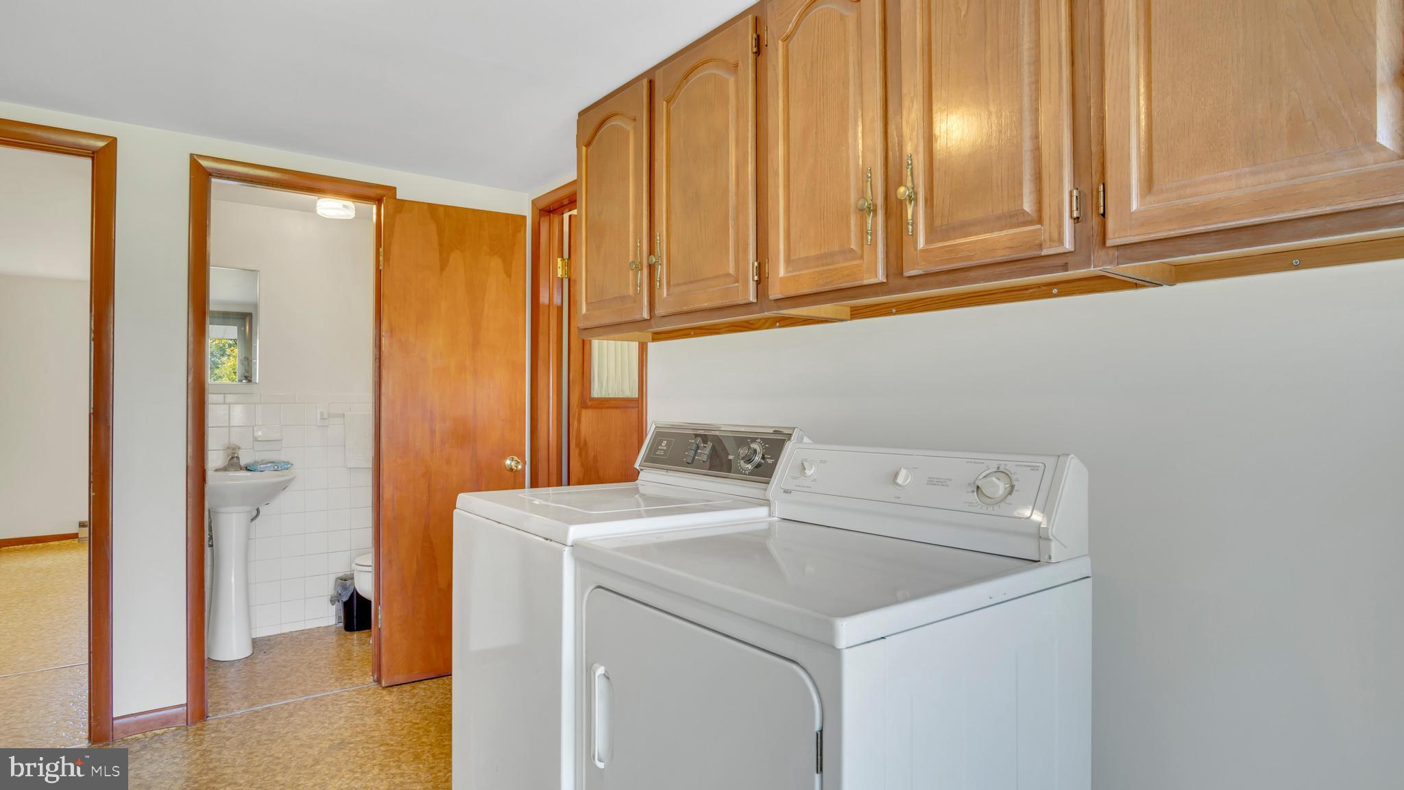 2099 Newville Road Carlisle, PA 17015 - Photo 20 of 33