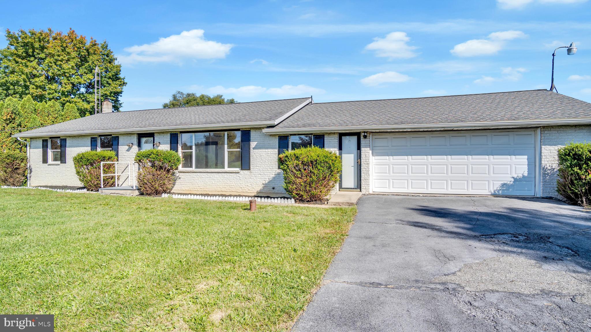 2099 Newville Road Carlisle, PA 17015 - Photo 2 of 33
