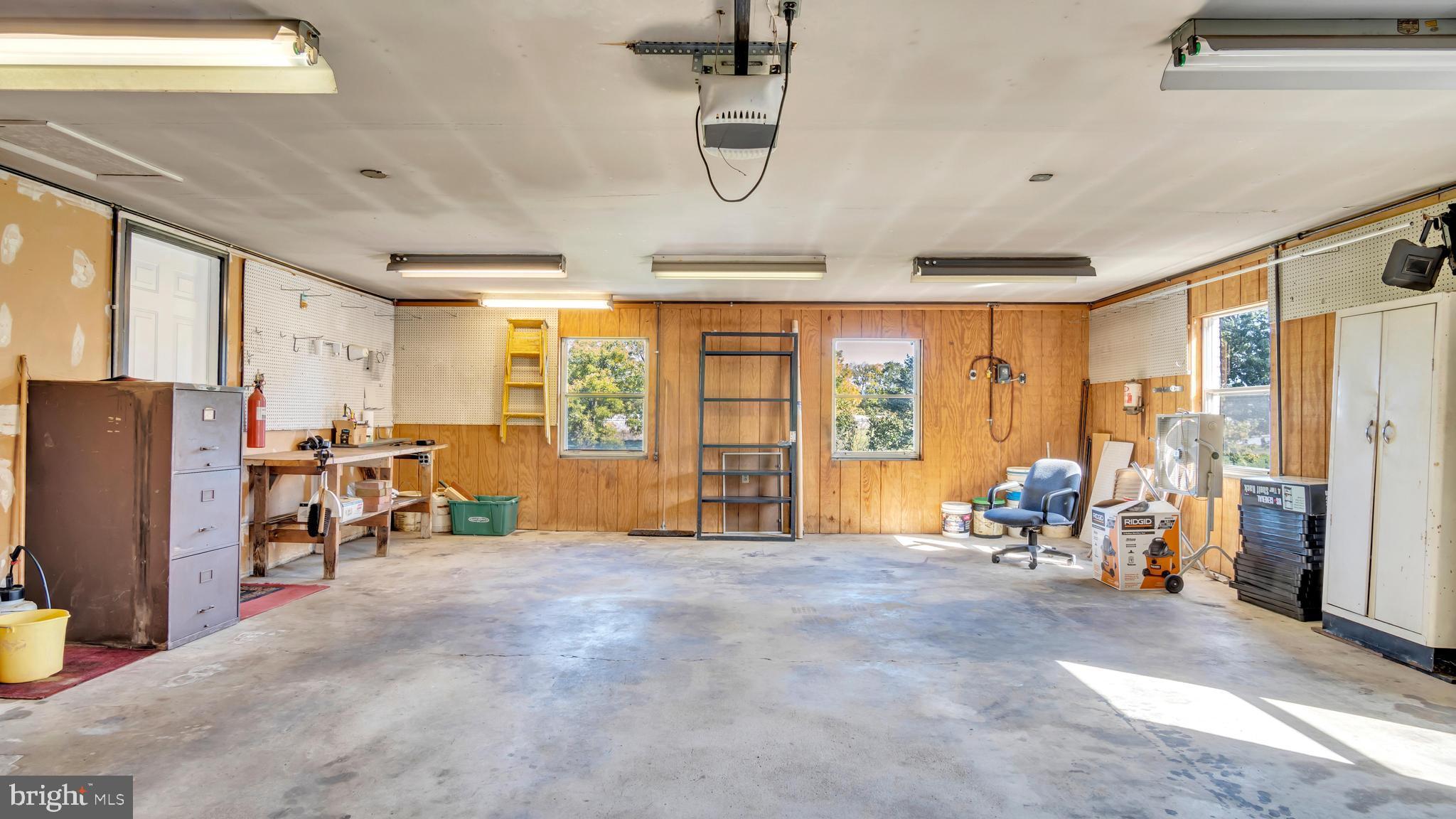 2099 Newville Road Carlisle, PA 17015 - Photo 24 of 33