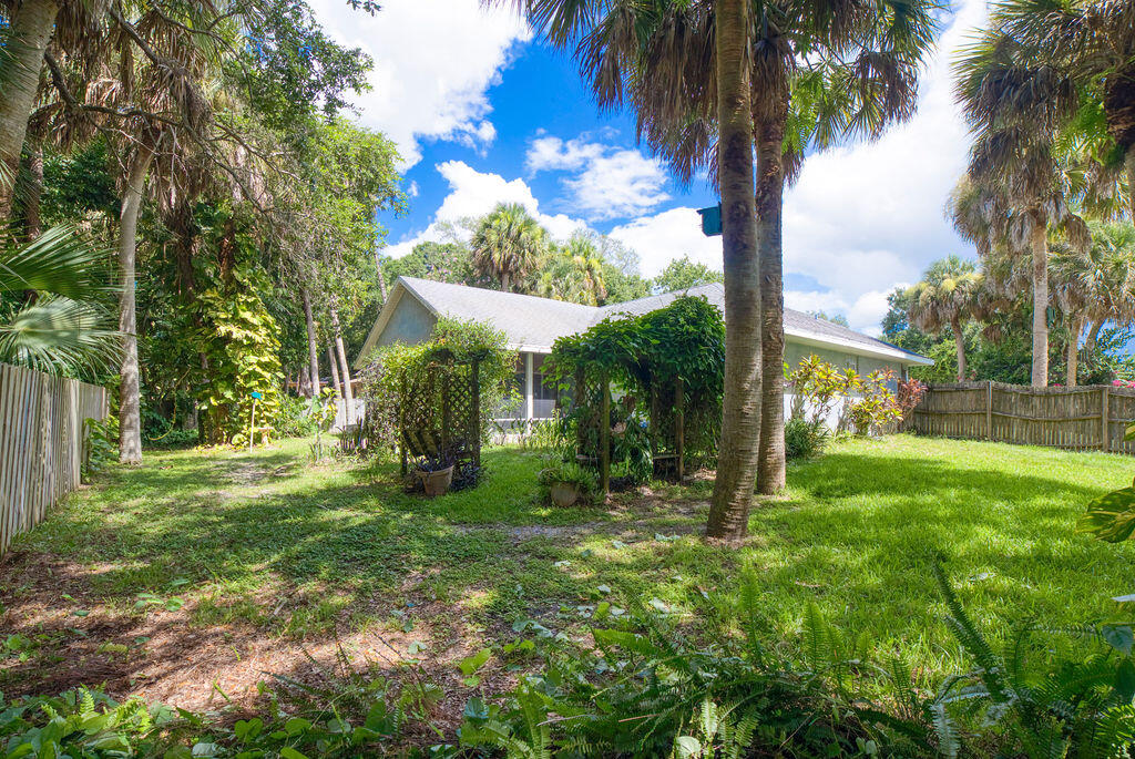 2286 Southwest Cree Road Port St. Lucie, FL 34953 - Photo 32 of 49 Image8