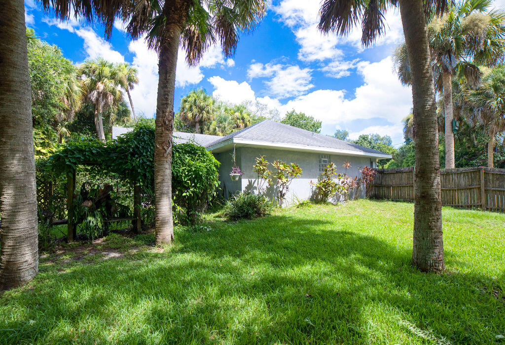 2286 Southwest Cree Road Port St. Lucie, FL 34953 - Photo 39 of 49 Image9