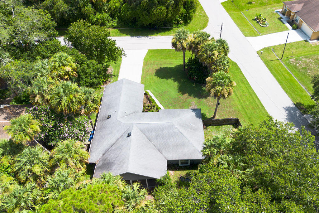 2286 Southwest Cree Road Port St. Lucie, FL 34953 - Photo 46 of 49 Image47