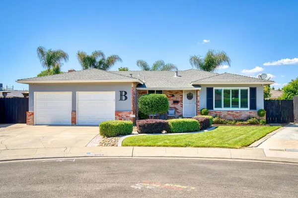 $575,000 | 5743 Mohican Drive, Manteca, CA 95336