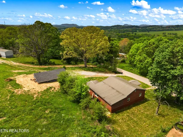 $299,900 | 1757 Cottage Hill Circle, New Market, TN 37820